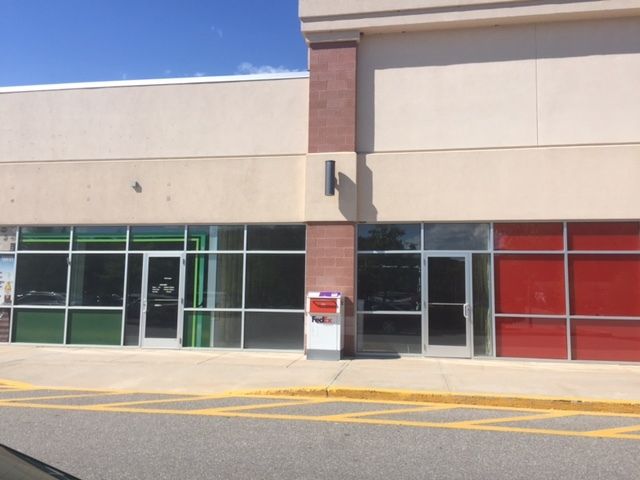 Retail Space Available in Stop & Shop Anchored Shopping Center: 11 East Main Street, Canaan, CT 06018